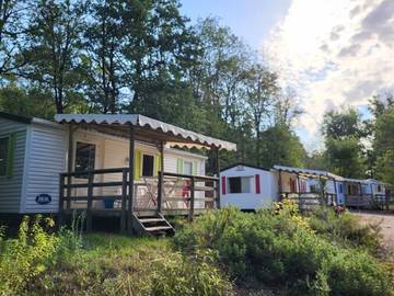 Mobil home pour 4 personnes, avec terrasse et piscine à Salles (Lot-et-Garonne)