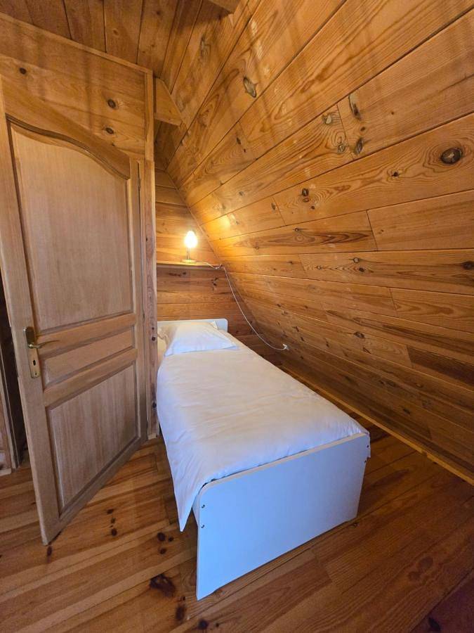 Two-Bedroom Chalet in Le Creusot, Région d'Autun