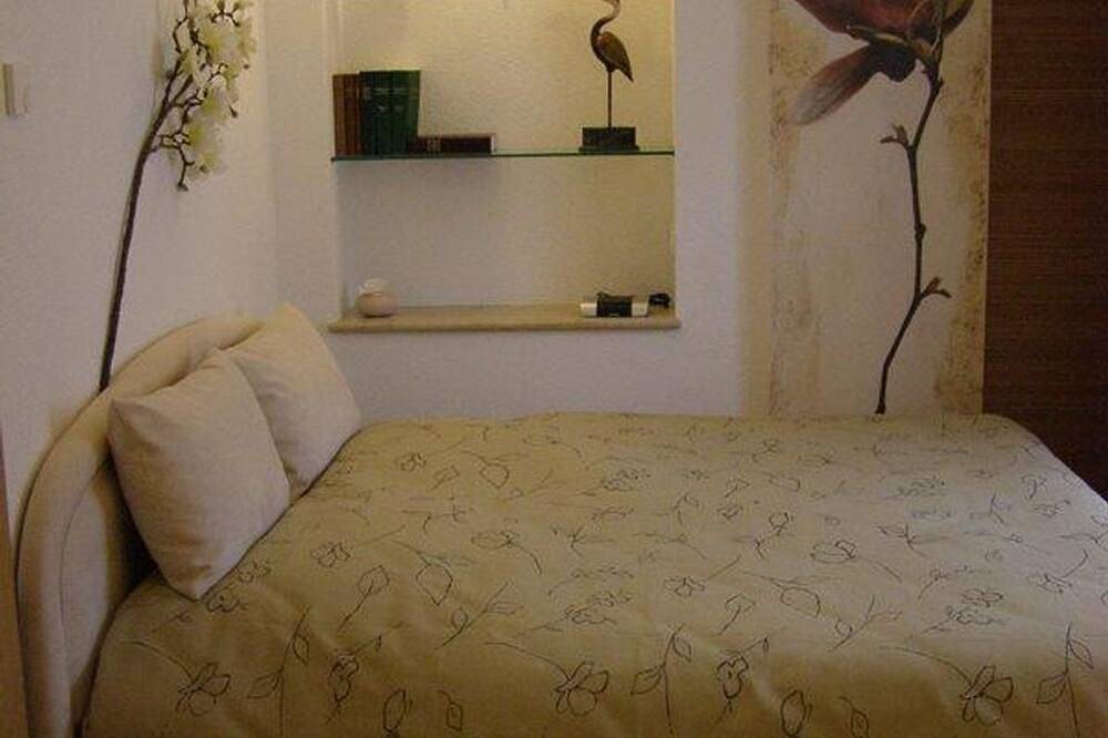 Ganze Wohnung, Ferienwohnung \"Am Geiseltal\" Tal der Bienenfresser - Barrierefreie Ferienwohnung in Merseburg, Saale-Unstrut