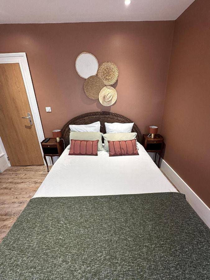 Appartement entier, Studio 1 des Remparts à 5 mins de Charleville-Mézières in Warcq, Ardennes
