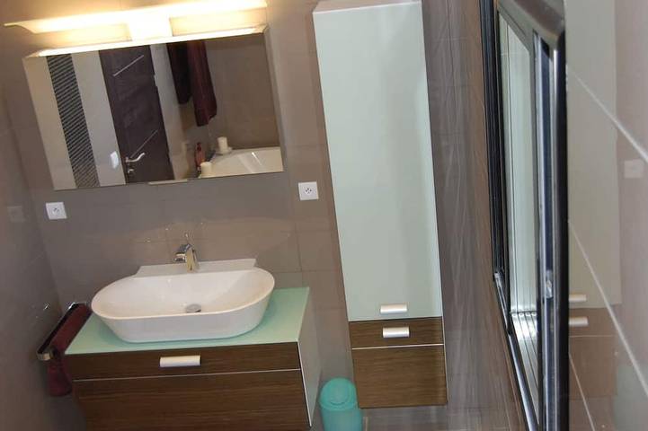 Villa pour 8 personnes, avec jacuzzi et jardin, animaux acceptés à Sète - 2