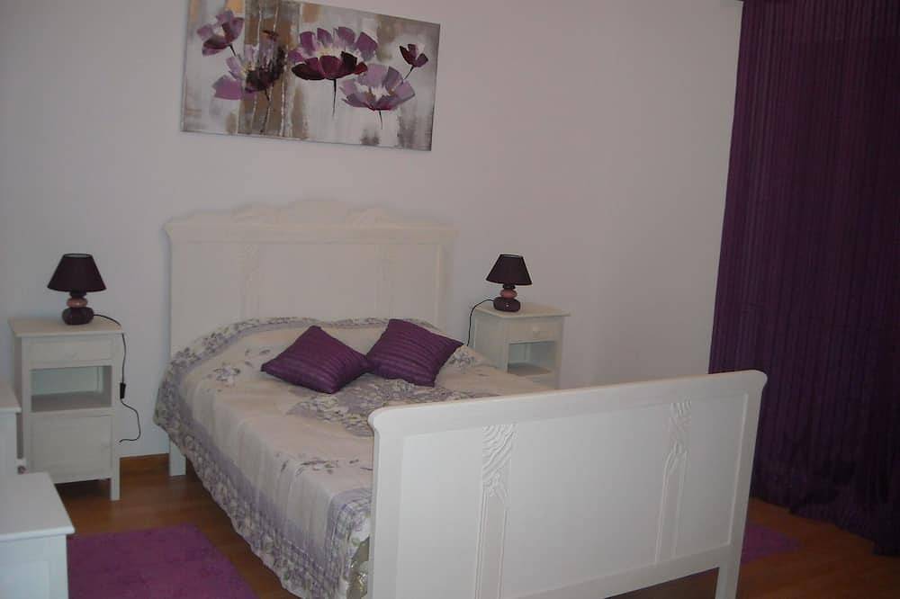 Cozy newly built house close to the beaches in São Miguel Island, Ponta Delgada