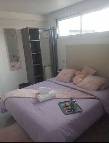 Hôtel pour 2 personnes, avec balcon à Tremblay-en-France