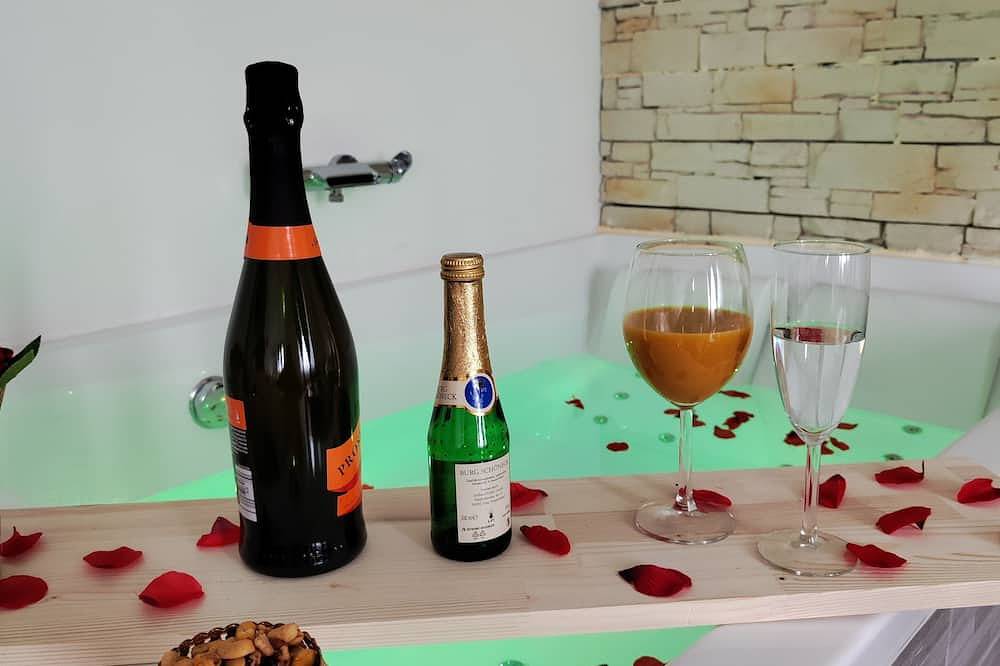 Entire apartment, Maison Cocon Romantique in Mulhouse, Mulhouse region