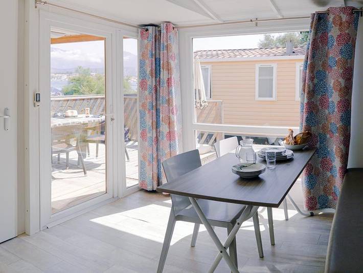 Camping für 4 Personen, mit Terrasse in Frankreich - 3