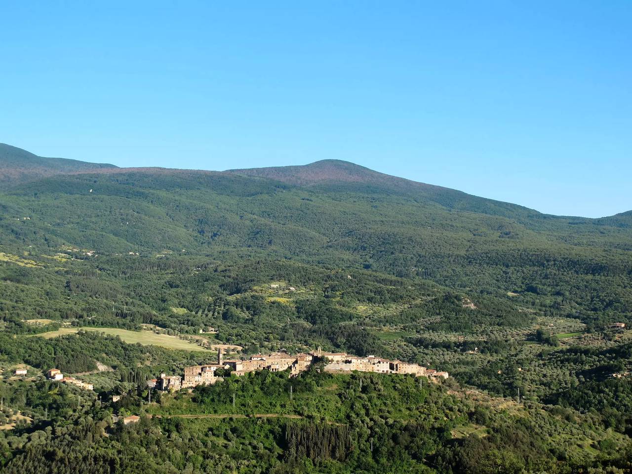 Apartamento entero, 2 estancias 6 personas in San Giovanni d'Asso, Montalcino