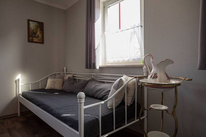 Großes Ferienhaus mit barrierefreiem Eg (5 Ferienhaussterne) in Stadtlauringen, Rhön-Bayern
