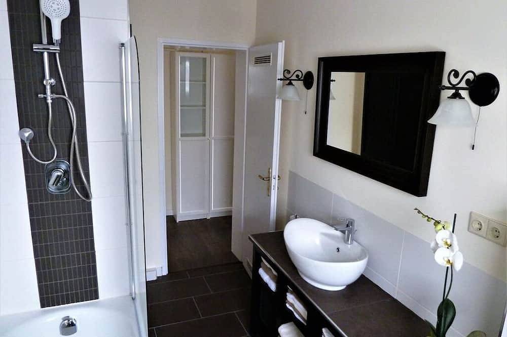 Entire apartment, Holiday apartment Randersacker in Randersacker, Franconian Wine Country