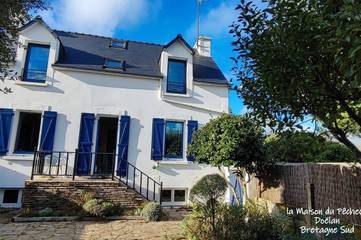 Gîte pour 8 personnes, avec vue et jardin dans Doëlan