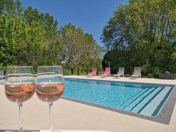 Chambre d’hôte pour 2 personnes, avec piscine ainsi que vue et jardin à La Membrolle-sur-Choisille