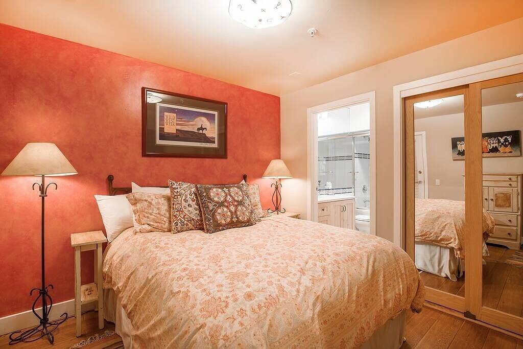 Ganze Wohnung, Telluride Gold: 2bd/2.5bth Steps to the gondola! in Telluride, Telluride Ski Resort