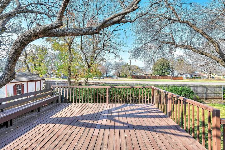 Location de vacances pour 7 personnes, avec jardin et terrasse, animaux acceptés à Waco - 4