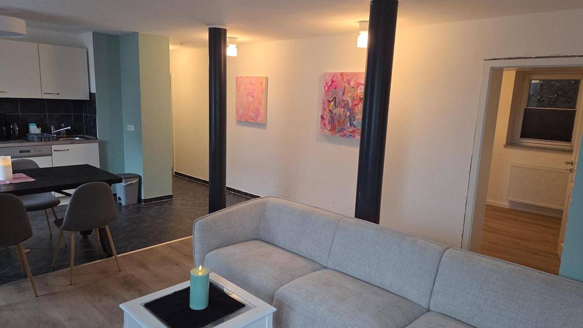Ganze Wohnung, Ferienwohnung mit 2 Schlafzimmern und Infrarotkabine in Marsberg, Hochsauerlandkreis