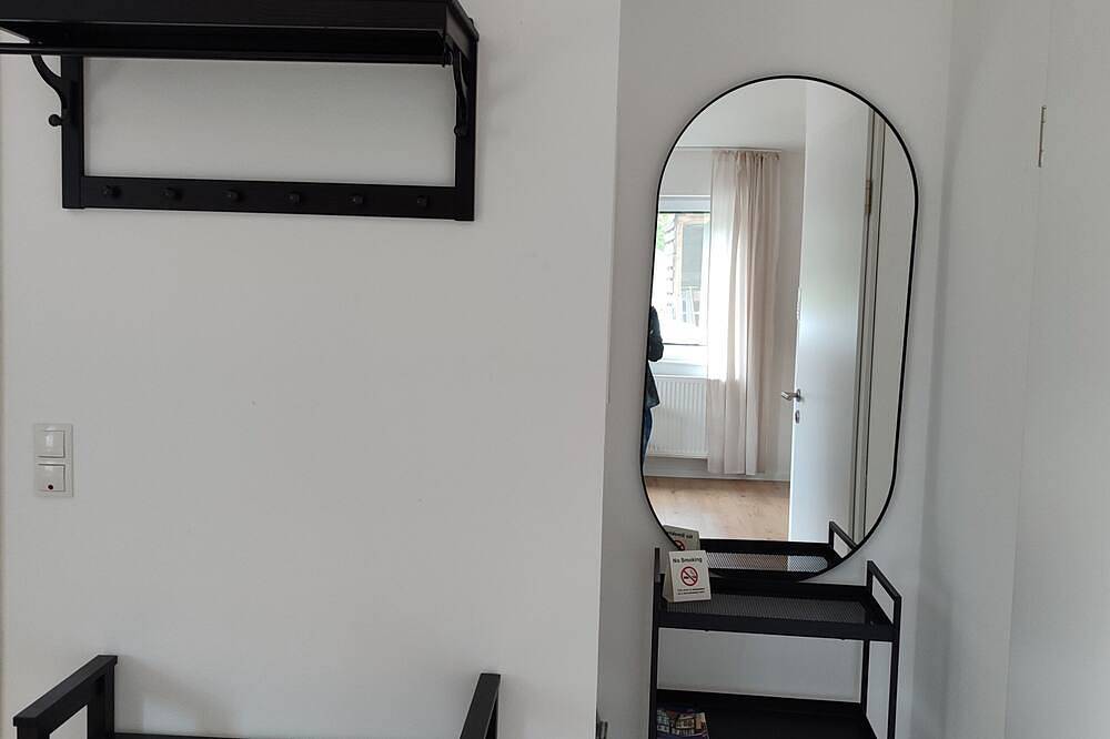 Ganze Wohnung, Einzimmer-Ferienappartment in ruhiger Lage in Marktheidenfeld, Franken