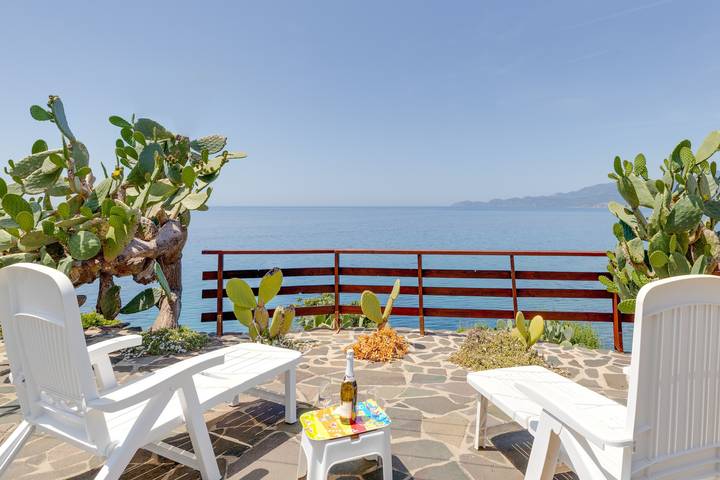 Ferienhaus für 5 Personen, mit Balkon und Garten auf Sardinien
