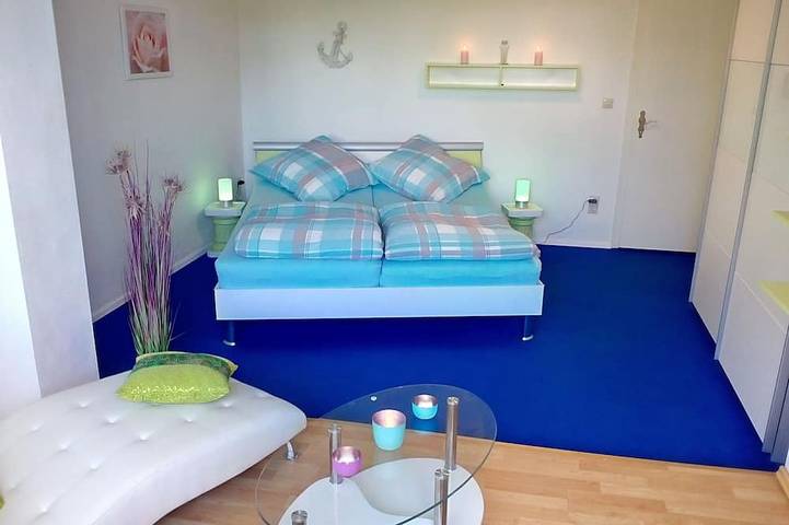 Ganze Wohnung, Sonnenoase am Dachsberg zwischen München, Tegernsee, Chiemsee, Messe München in Moosach, Oberbayern