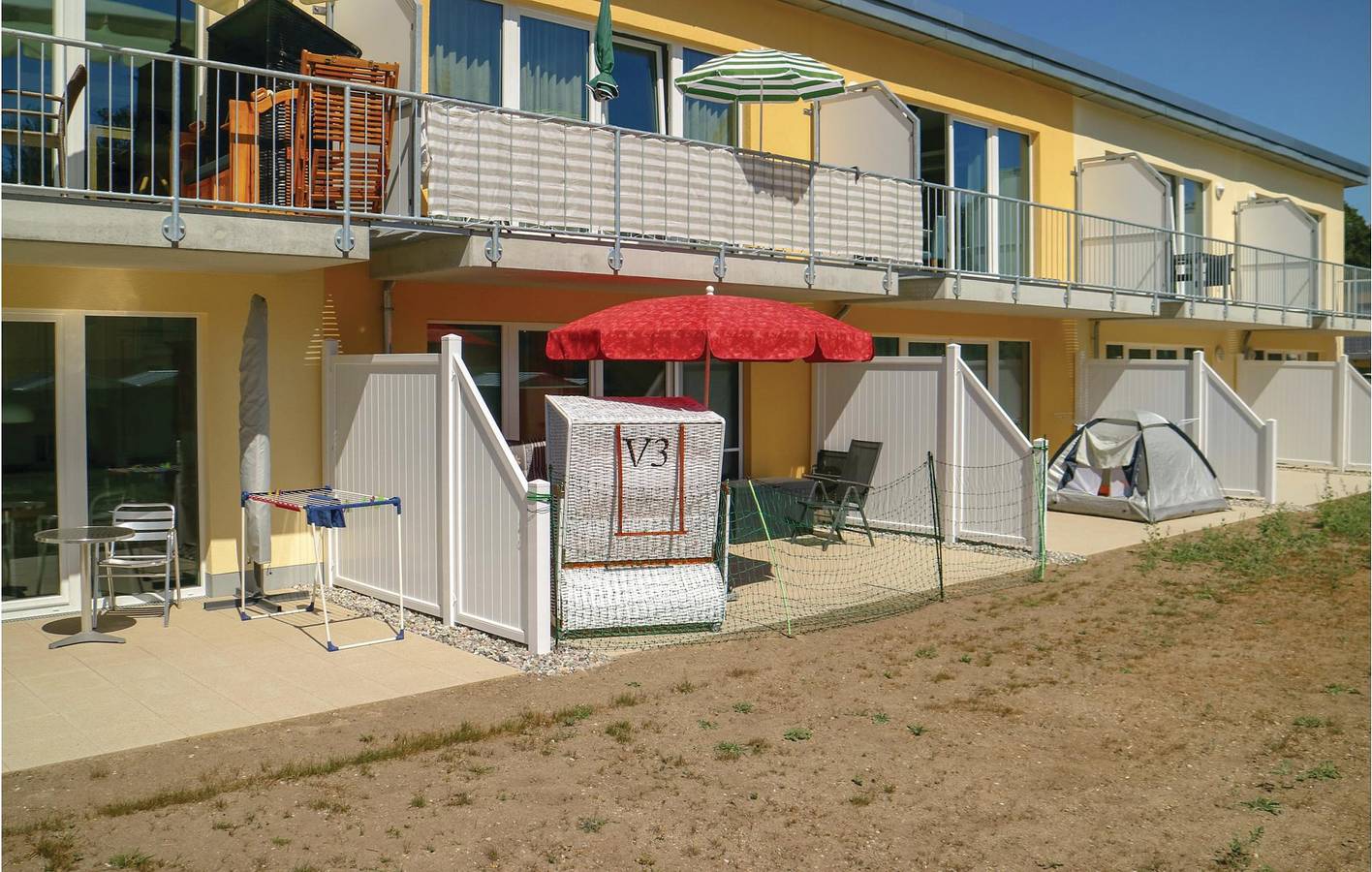 Ganze Ferienwohnung, Gemütliche Ferienwohnung mit TV und Parkplatz 1,5 km vom Strand der Müritzer Wiesen entfernt in Gelbensande, Rostock und Umgebung