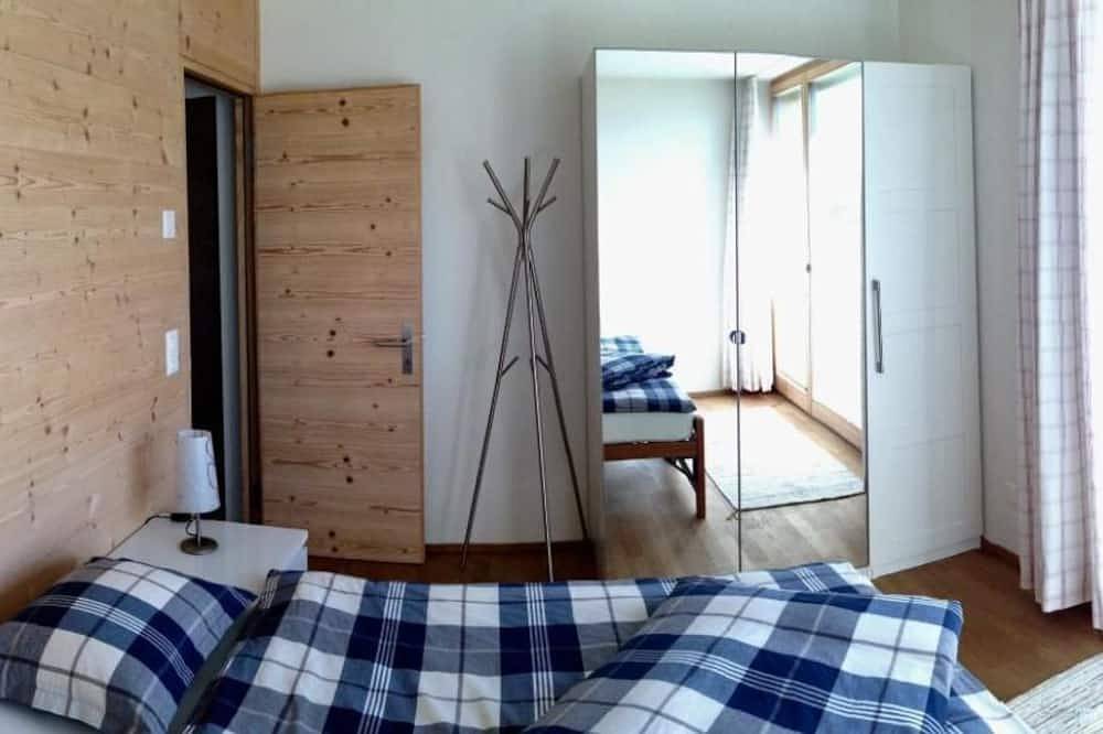 Ganze Wohnung, Ferienwohnung Ftan für 1 - 2 Personen mit 1 Schlafzimmer - Doppelhaus in Ftan, Unterengadin