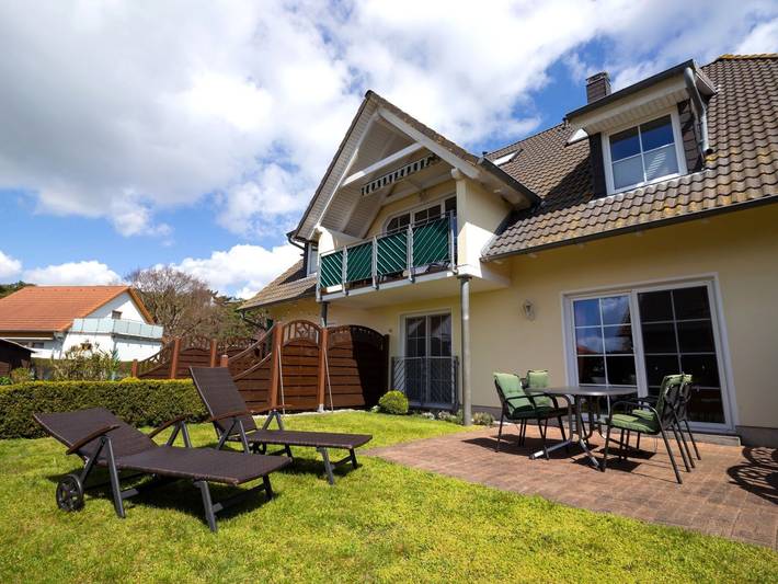 Ferienwohnung für 5 Personen, mit Balkon und Terrasse sowie Seeblick in Thiessow