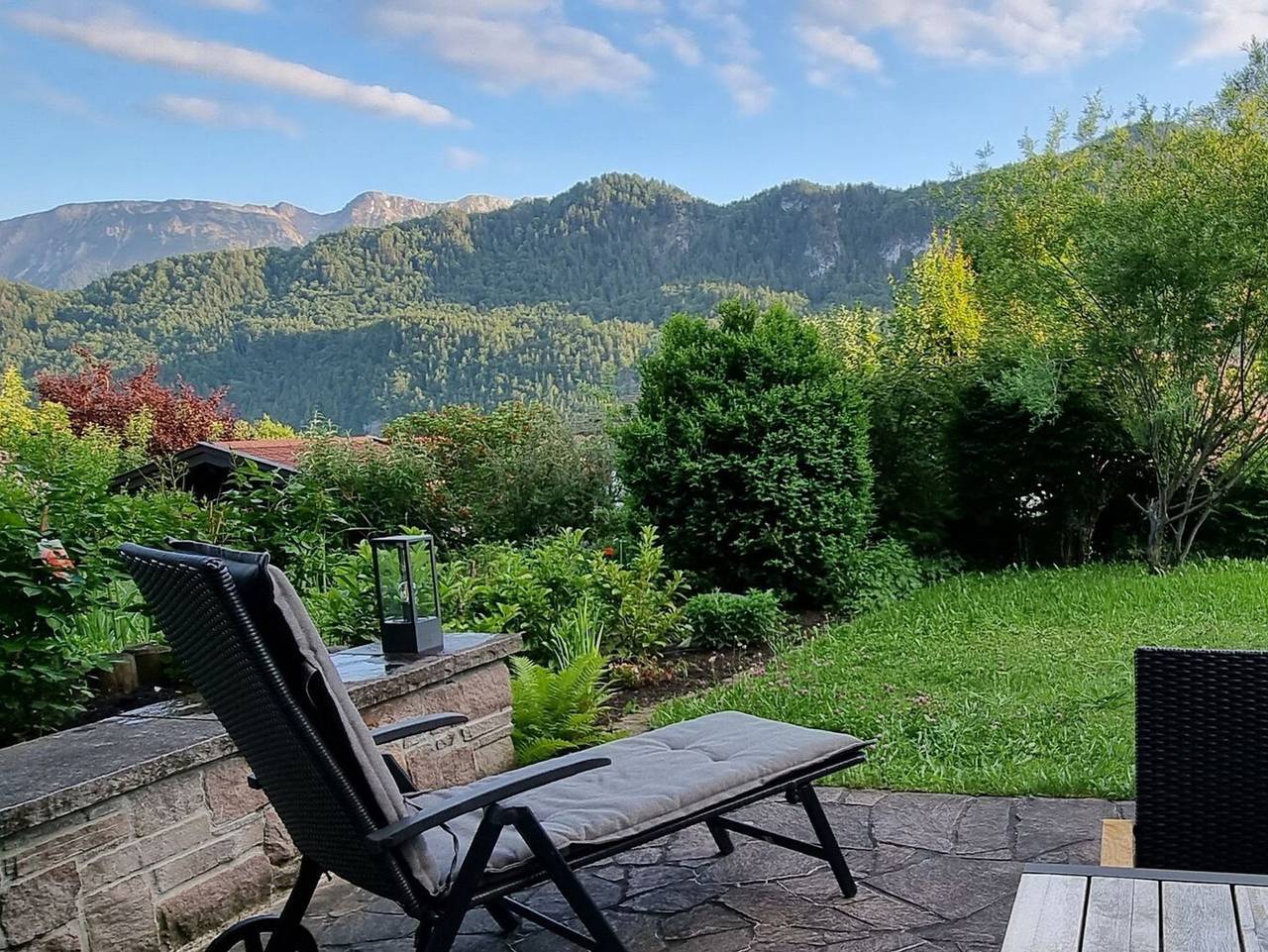 Ferienhaus am Weissensee mit Bergblick (Ge10) - Komfortables Ferienhaus, Terrasse mit Bergpanorama in Weißensee, Füssen