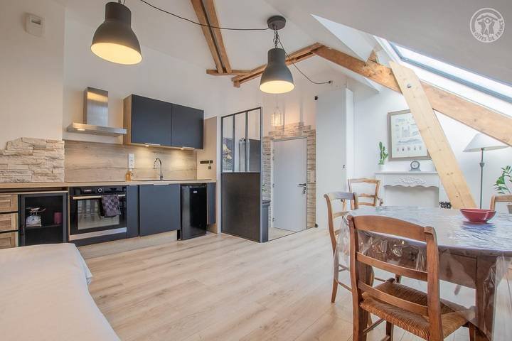 Gîte pour 3 personnes à Brison-Saint-Innocent - 2