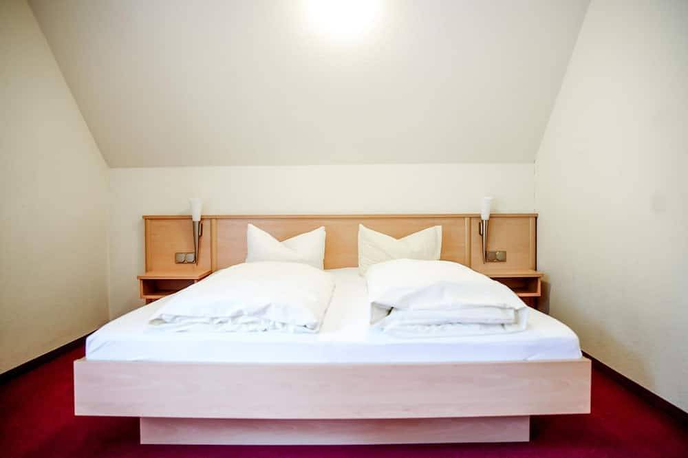Komfortables und vielseitiges 6er Penthouse Zimmer - Perfekt für Erholung - in Züschen, Winterberg