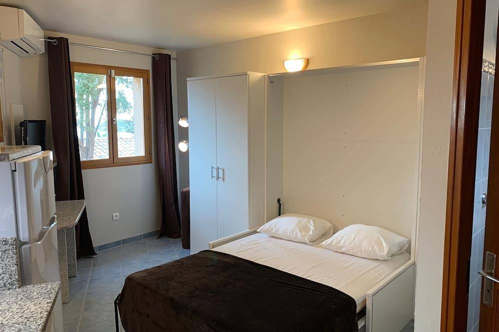 Appartamento intero, Monolocale-Vue Mer-Bagno privato con vasca in Piana-Francia, Ajaccio e dintorni