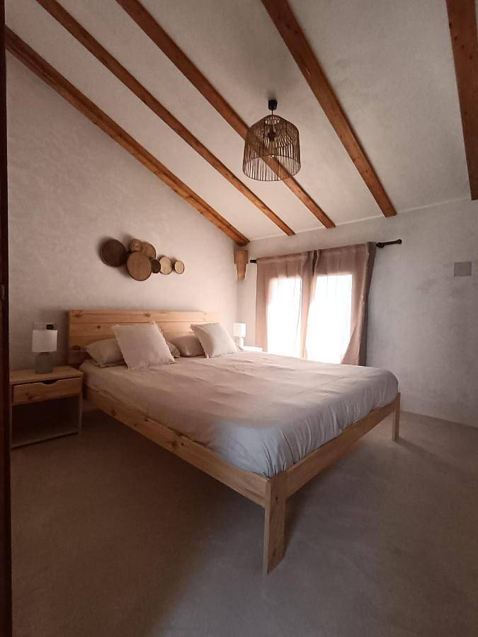 Gîte pour 11 personnes, avec Balcon et Jacuzzi ainsi que Terrasse et Vue dans Beniardà/Beniardá