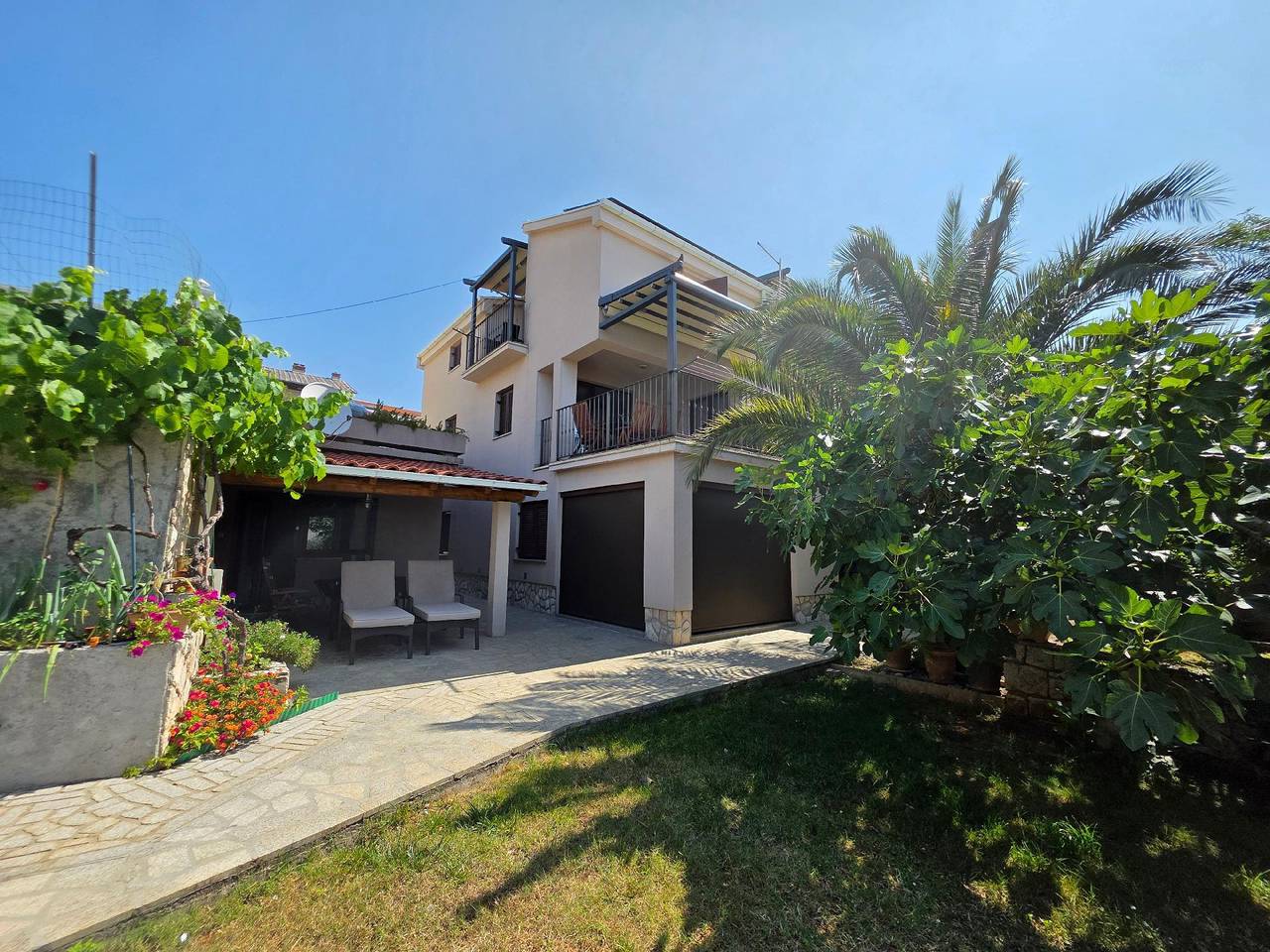 Ganze Ferienwohnung, Studio-Apartment mit Terrasse in Crikvenica, Primorje-Gorski Kotar