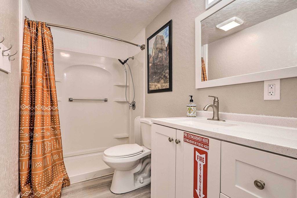 Ganze Wohnung, Hot Tub & Fire Pit: 'Zion Haven' in Hurricane! in Hurricane, Zion Nationalpark