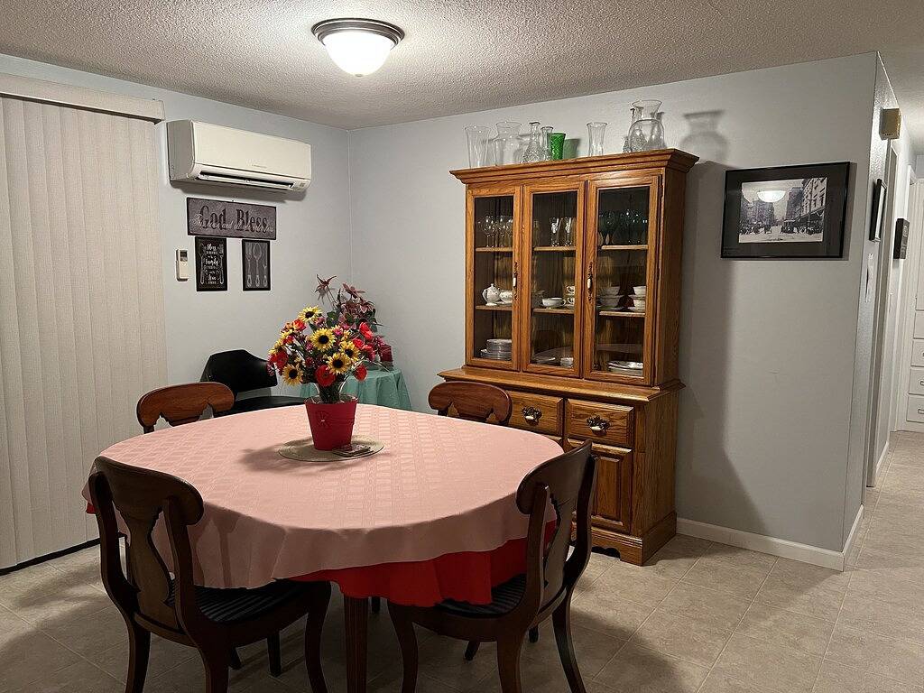 Emerald City 3B Home - Extended Stay Discounts in Eugene, Lane County