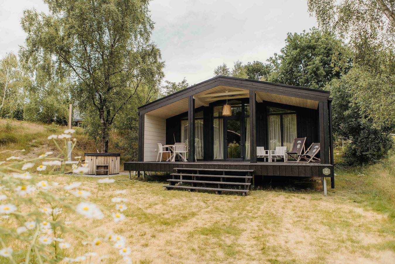 Wb Resort Gmbh — The Hills mit Hot tub | 4 Pers. in Wilsum, Landkreis Grafschaft Bentheim
