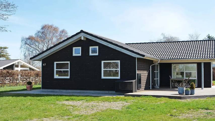 Ferienhaus für 11 Personen, mit Garten und Whirlpool, mit Haustier in Øster Hurup