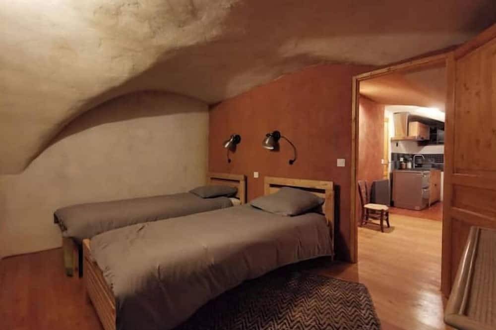 Ganze Wohnung, Les Voûtes in Champcella, Nationalpark Écrins