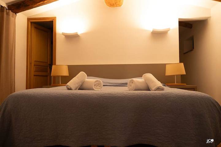 Charming Stone House with Pool – 7 Minutes from Porto-Vecchio in Sotta, Sartène und Umgebung
