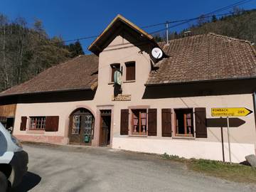 Gîte pour 14 personnes, avec jardin à Rombach-le-Franc