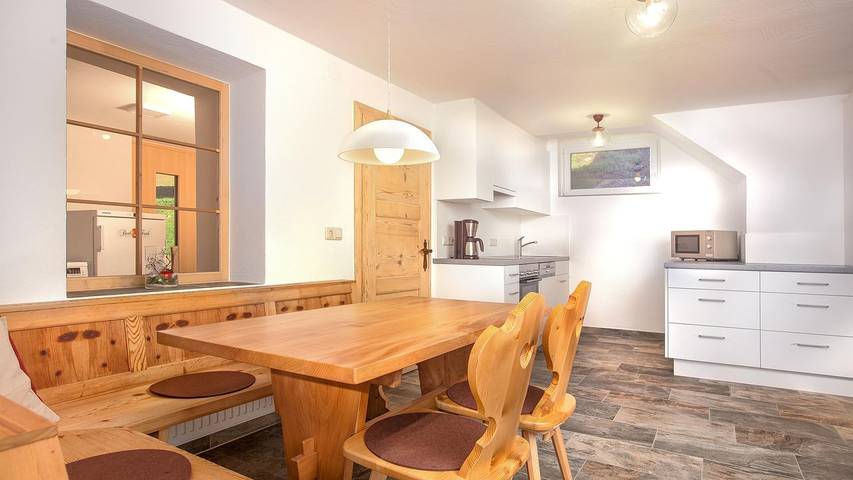 Location de vacances pour 10 personnes, avec terrasse ainsi que jardin et sauna à Schruns - 4