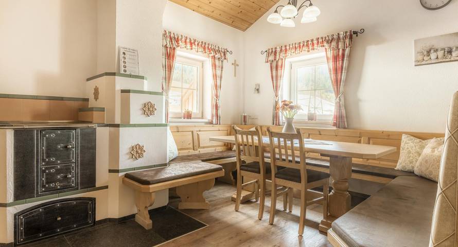 Hütte für 8 Personen, mit Whirlpool und Sauna sowie Garten und Terrasse, kinderfreundlich in Steinernes Meer - 4