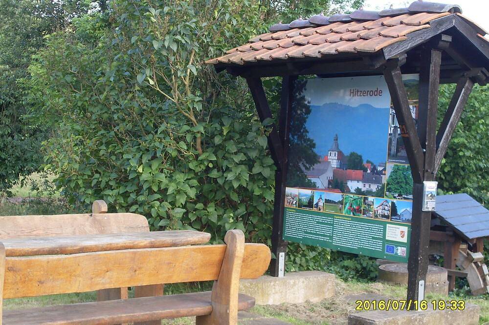 Ganze Wohnung, Frau Holle Land, Ferienwohnung in sehr ruhiger herrlicher Lage. in Bad Sooden-Allendorf, Werratal