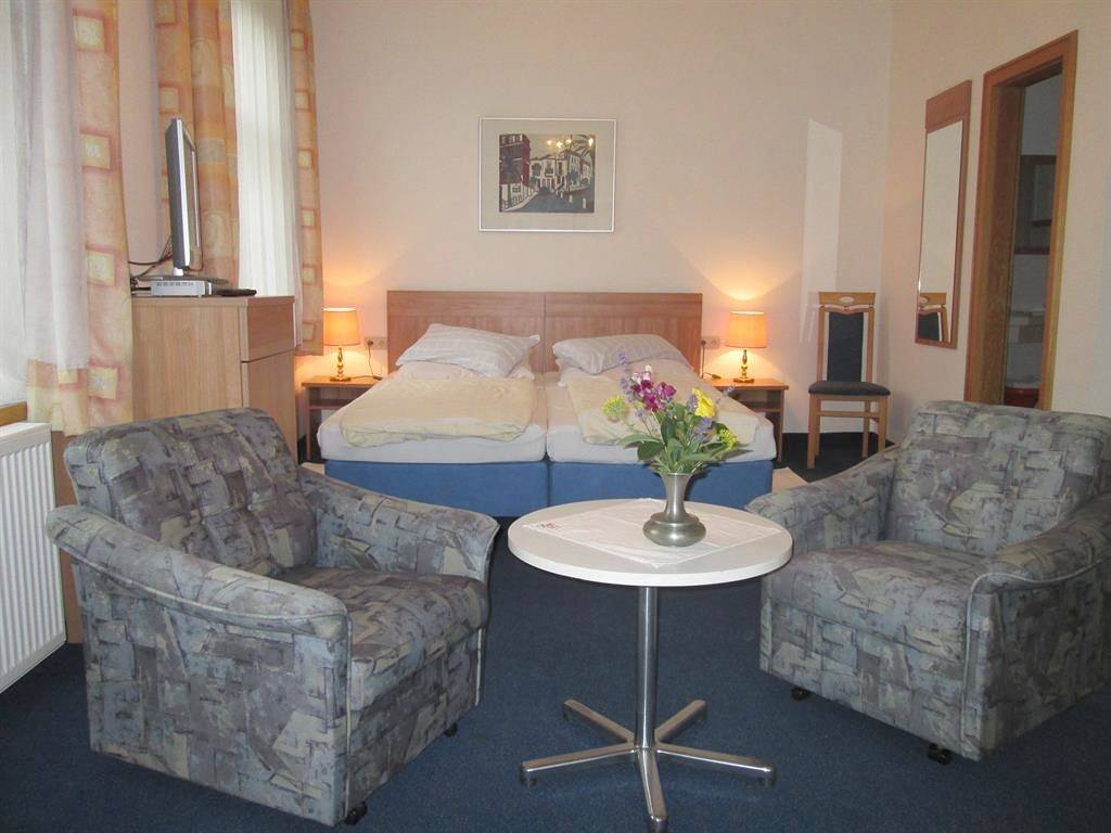 Ganze Ferienwohnung, Studio, Dusche, Wc in Kössen, Kaiserwinkl