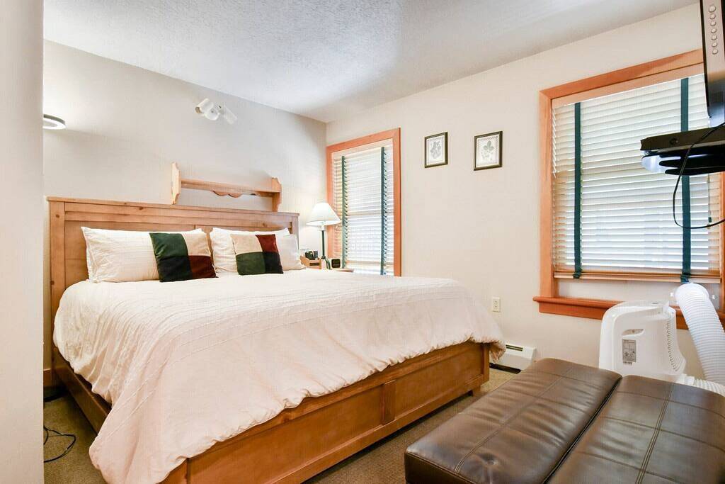 Ganze Wohnung, Schöne Greyhawk 3 Schlafzimmer mit eigenem Whirlpool - Shuttle Stop sehr nah in Uinta Wasatch Cache National Forest