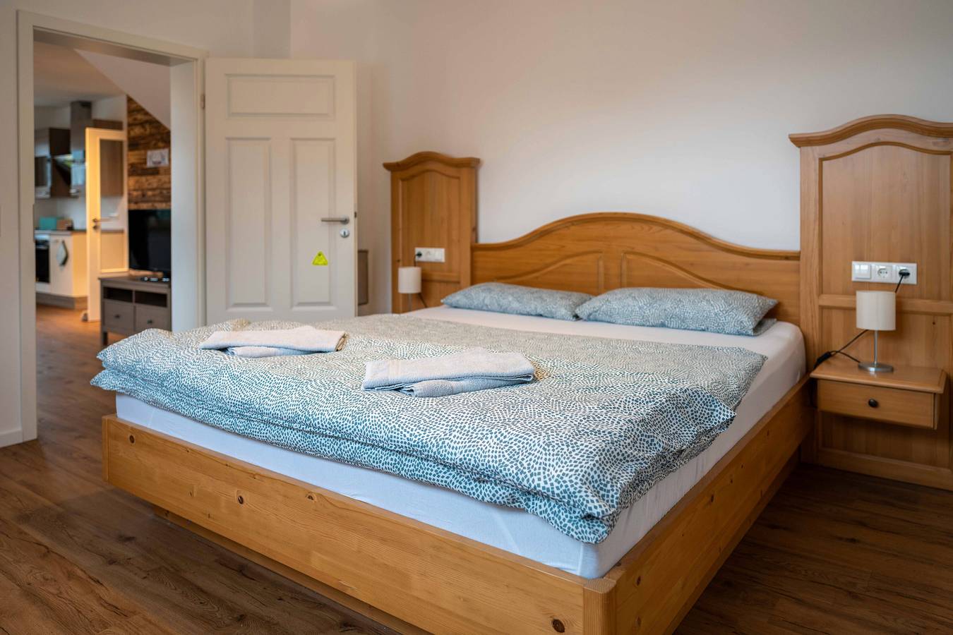Apartamento entero, Apartamento 'Sauerland' con vistas a la montaña, terraza privada y Wi-Fi in Schmallenberg, Hochsauerlandkreis
