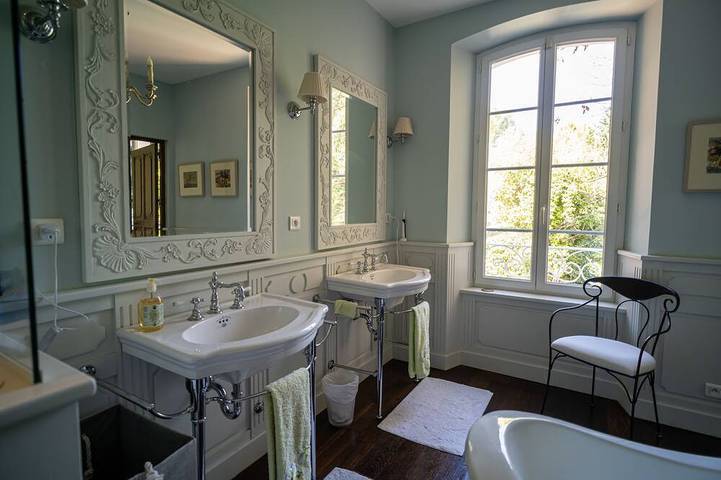 Château pour 10 personnes, avec jardin en Provence-Alpes-Côte d'Azur - 2