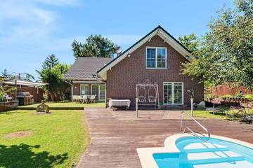 Ferienhaus für 9 Personen, mit Pool, mit Haustier in Havelland