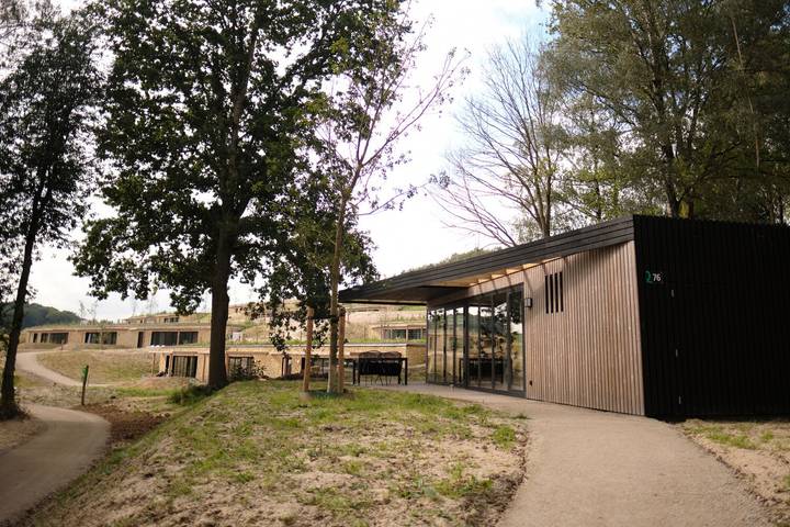 Chalet voor 4 personen, with Balkon/Terras and Terras as well as Tuin in Limburg