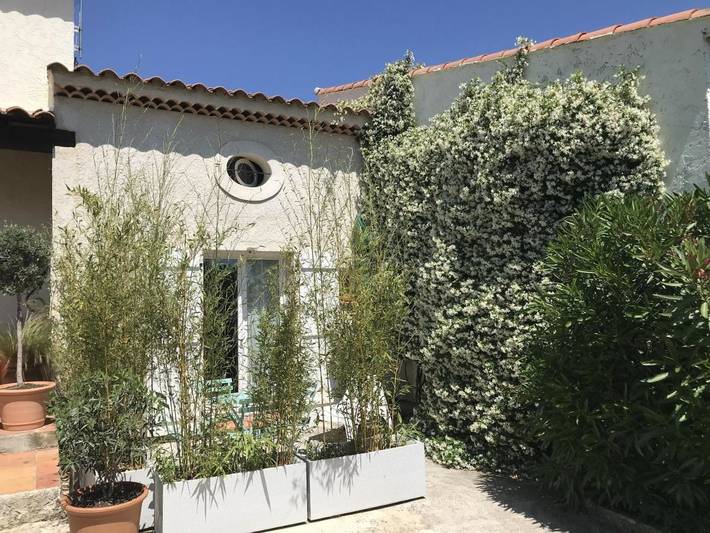 Maison d’hôte pour 3 personnes, avec jardin
