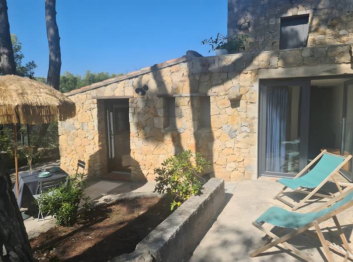 Location de vacances pour 2 personnes à Sanary-sur-Mer