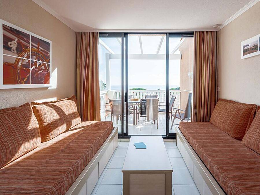 Pierre & Vacances Résidence L'Anse de Pramousquier - Wohnung 6 personen - Apartment 6 pers-1 Schlafzimmer+1 Schlafbereich-Terrasse oder Balkon-Meerblick-Südseite in Pramousquier, Le Lavandou