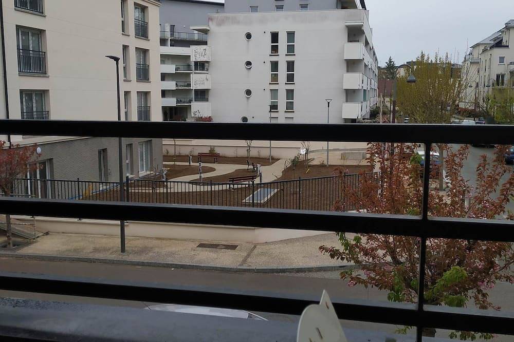 Entire apartment, Le Balcon Haendel in Chartres region