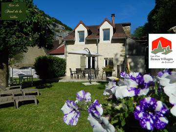 Gîte pour 8 personnes, avec terrasse et jardin à Baume-les-Messieurs